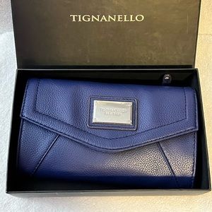 Tignanello Slim Crossbody in the color Ink.